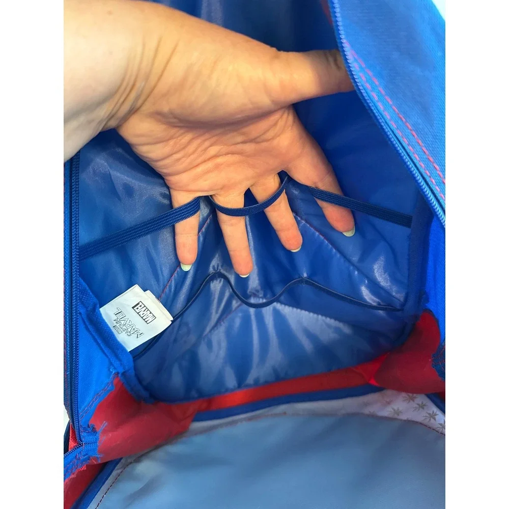 Captain Marvel Sheild Packpack Pre-owned Red‎ Blue Gold